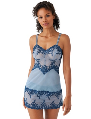 side view of Wacoal Embrace Lace Chemise in Lemon Ivory - Victoria's Little  Bra Shop