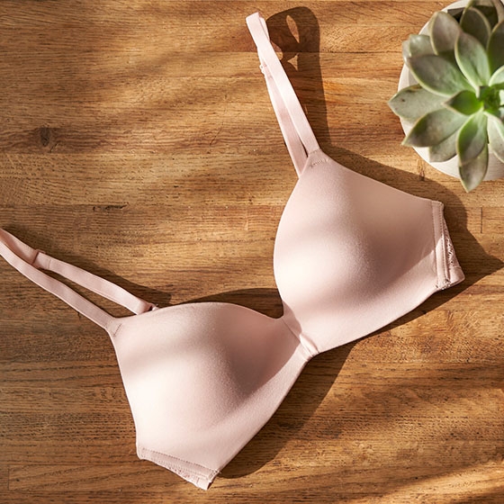 Future Foundation Wireless Bra with Lace