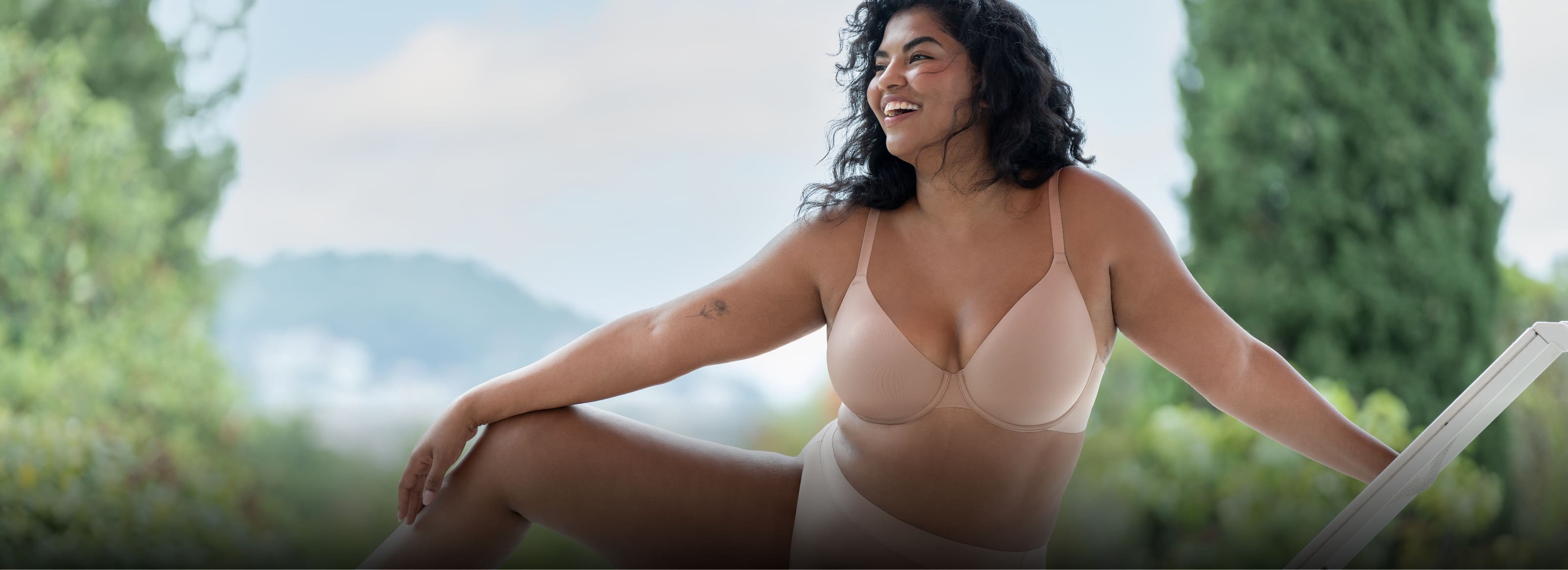 Finding your bra fit has never been easier using the Wacoal Find Your Fit Calculator.